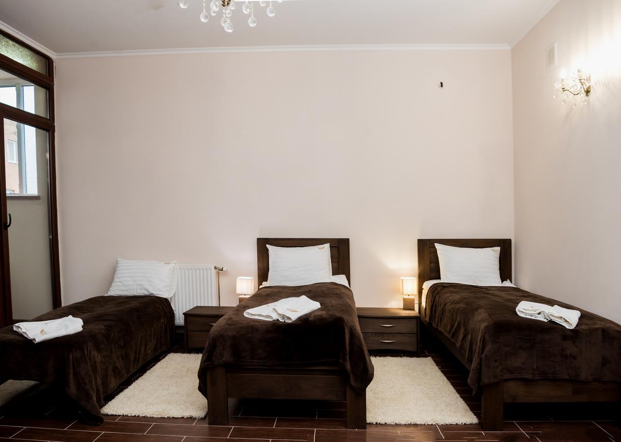 Hotel " Boutique " Ужгород Экстерьер фото